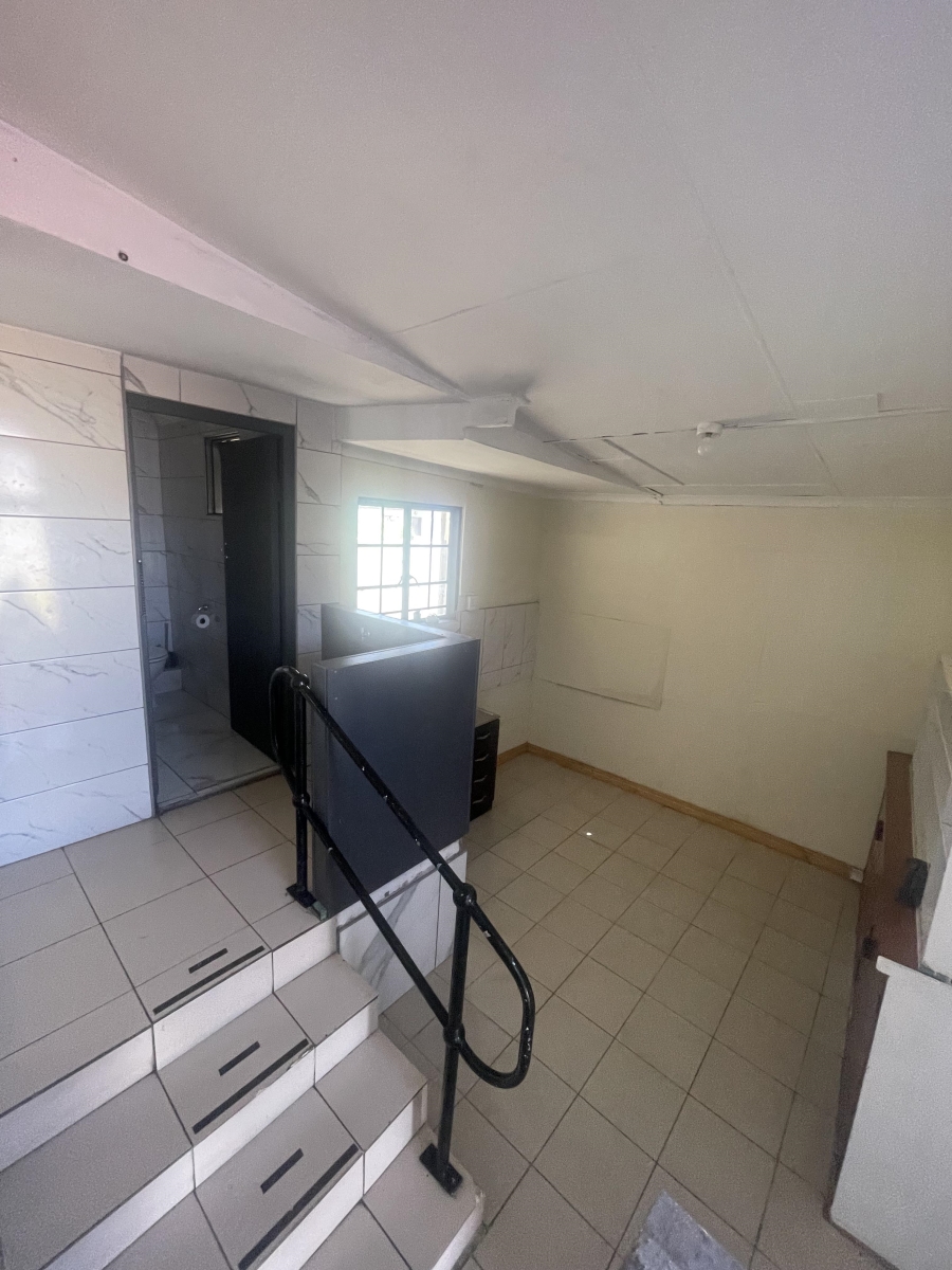 2 Bedroom Property for Sale in Parkside Eastern Cape